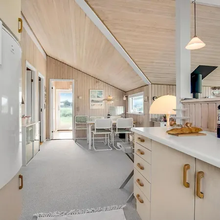 2 Bedroom In * Hjørring